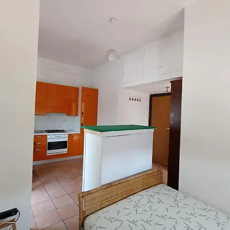 Ada Penthouse